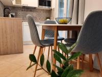 Kuchnia lub aneks kuchenny w obiekcie NewTown Apartment