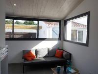 Posedenie v ubytovaní Maison familiale 10 pers, annexe, plage 250m, wifi, parking, jardin clos, terrasse avec pergola - FR-1-224B-163