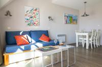 Posedenie v ubytovaní Le Petit Fort - Duplex avec Piscine
