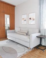 Posedenie v ubytovaní Grand Terrace Apartment with AC & heating
