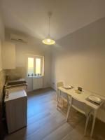 Kuchnia lub aneks kuchenny w obiekcie Home Demetra