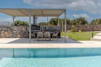 Bazén v ubytovaní Utopia Luxury Villas alebo v jeho blízkosti