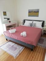 Posteľ alebo postele v izbe v ubytovaní Old Town stay furnished apartment