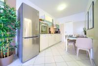 Kuchyň nebo kuchyňský kout v ubytování Apartments Aster