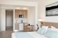 Kuchnia lub aneks kuchenny w obiekcie Aparthotel Marina Drach