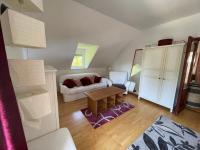 Posteľ alebo postele v izbe v ubytovaní 5 bedroom villa very close to Balaton