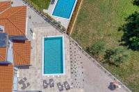 Basen w obiekcie Villa Istria Vabriga lub w pobliżu