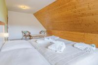 Postel nebo postele na pokoji v ubytování Hotel Rusava