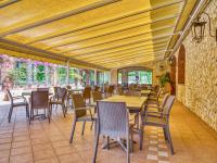 A restaurant or other place to eat at Hotel Caesar Palace