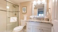 Sundial Beach Resort & Spaにあるバスルーム