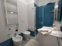 A bathroom at Gallipoli Baia Blu Max