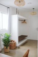 Łóżko lub łóżka w pokoju w obiekcie Dreamsea Surf House Fuerteventura