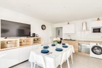 Kuchnia lub aneks kuchenny w obiekcie Appartement Gare St Charles Vieux Port 10 Personnes