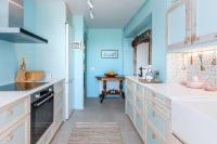 A kitchen or kitchenette at Korakiana Cottage