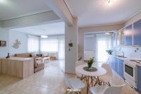 Kuchyňa alebo kuchynka v ubytovaní HELIANTHOS VILLA - APARTMENT No1
