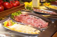 Jídlo v hotelu nebo okolí