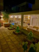 A garden outside Il Nachiro