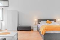Posteľ alebo postele v izbe v ubytovaní Pleasing 2BR Apt. AKH-Perfect for Groups