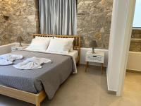 Posteľ alebo postele v izbe v ubytovaní NJ Corfu Astro Apartments