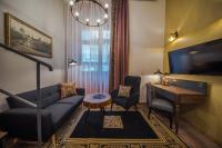 TV a/nebo společenská místnost v ubytování Ars Cracovia Apartments