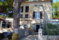 Budova, kde se bed and breakfast nachází