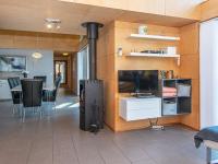 TV a/nebo společenská místnost v ubytování Holiday home Løgstør XXIII