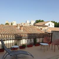 Balkon lub taras w obiekcie Maison intra muros, terrasses avec vue jaccuzzi et garage
