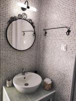 Thalassa Apartments & Studiosにあるバスルーム