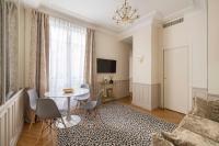 TV a/nebo společenská místnost v ubytování LE BEAU MARAIS - Luxury Apartments, AIR COND, LIFT