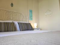 Thalassa Apartments & Studiosにあるベッド
