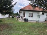 Budynek, w którym mieści się apartament