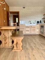 Kuchnia lub aneks kuchenny w obiekcie Valberg 8 couchages cocon familial
