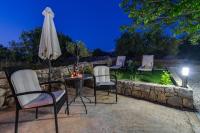 Vonkajšia záhrada v ubytovaní Holiday House Josip