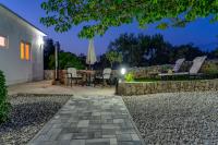 Vonkajšia záhrada v ubytovaní Holiday House Josip