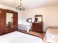 Posteľ alebo postele v izbe v ubytovaní Holiday Home Le Buche-1 by Interhome