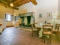 Posedenie v ubytovaní Holiday Home Buca dei Merli by Interhome