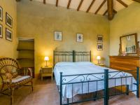Posteľ alebo postele v izbe v ubytovaní Holiday Home Buca dei Merli by Interhome