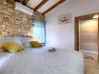 Posteľ alebo postele v izbe v ubytovaní Holiday Home Susanne by Interhome