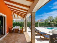 Bazén v ubytovaní Holiday Home Villa Amaii by Interhome alebo v jeho blízkosti