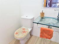 Kúpeľňa v ubytovaní Holiday Home El balcón de la cala by Interhome