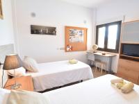 Posteľ alebo postele v izbe v ubytovaní Holiday Home El balcón de la cala by Interhome
