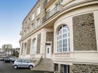 Budynek, w którym mieści się apartament