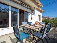Balkon lub taras w obiekcie Holiday Home Les Violettes by Interhome