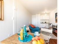Kuchyňa alebo kuchynka v ubytovaní Apartment Le Maeva by Interhome