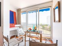 Balkón alebo terasa v ubytovaní Apartment Le Maeva by Interhome