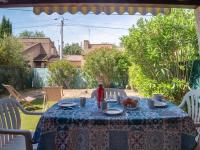 Ogród w obiekcie Holiday Home Provence Parc-7 by Interhome