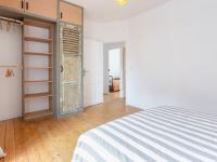 Posteľ alebo postele v izbe v ubytovaní Apartment La Cancalaise by Interhome
