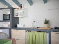 Kuchyňa alebo kuchynka v ubytovaní Holiday Home Villa Caterina by Interhome