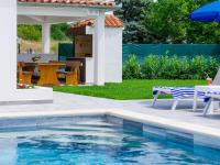 A piscina localizada em Holiday Home Casa Gverino by Interhome ou nos arredores