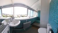 Łazienka w obiekcie Superbe appartement avec balcon vue mer !